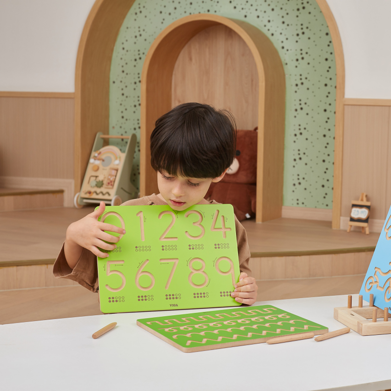 Early Writing Tracing Board | Commotion
