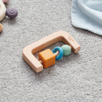 Silisoft Arch Rattle (Neutral) | Commotion